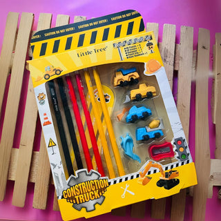 Little Tree Cartoon Stationery Set (Surprise Design)